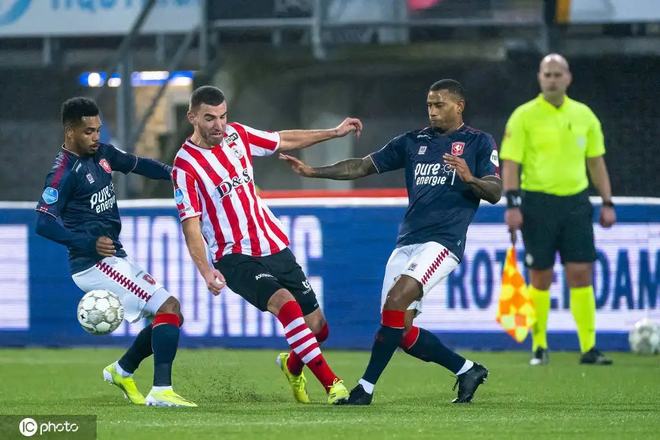 多依賴中場 多依賴中場